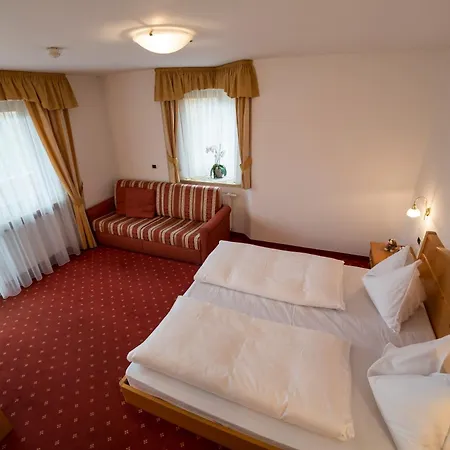 Hotel Thuinerwaldele 3*