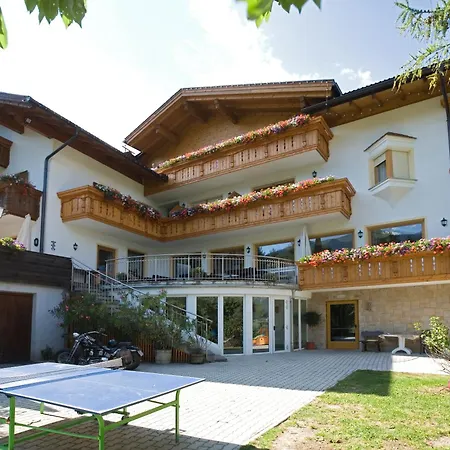 Thuinerwaldele Hotel